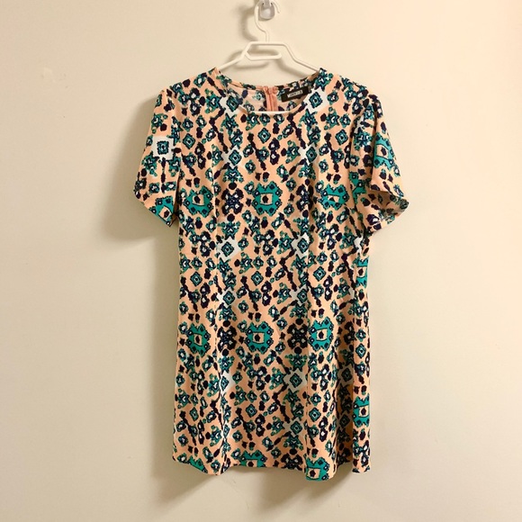 Missguided Dresses & Skirts - Patterned tunic